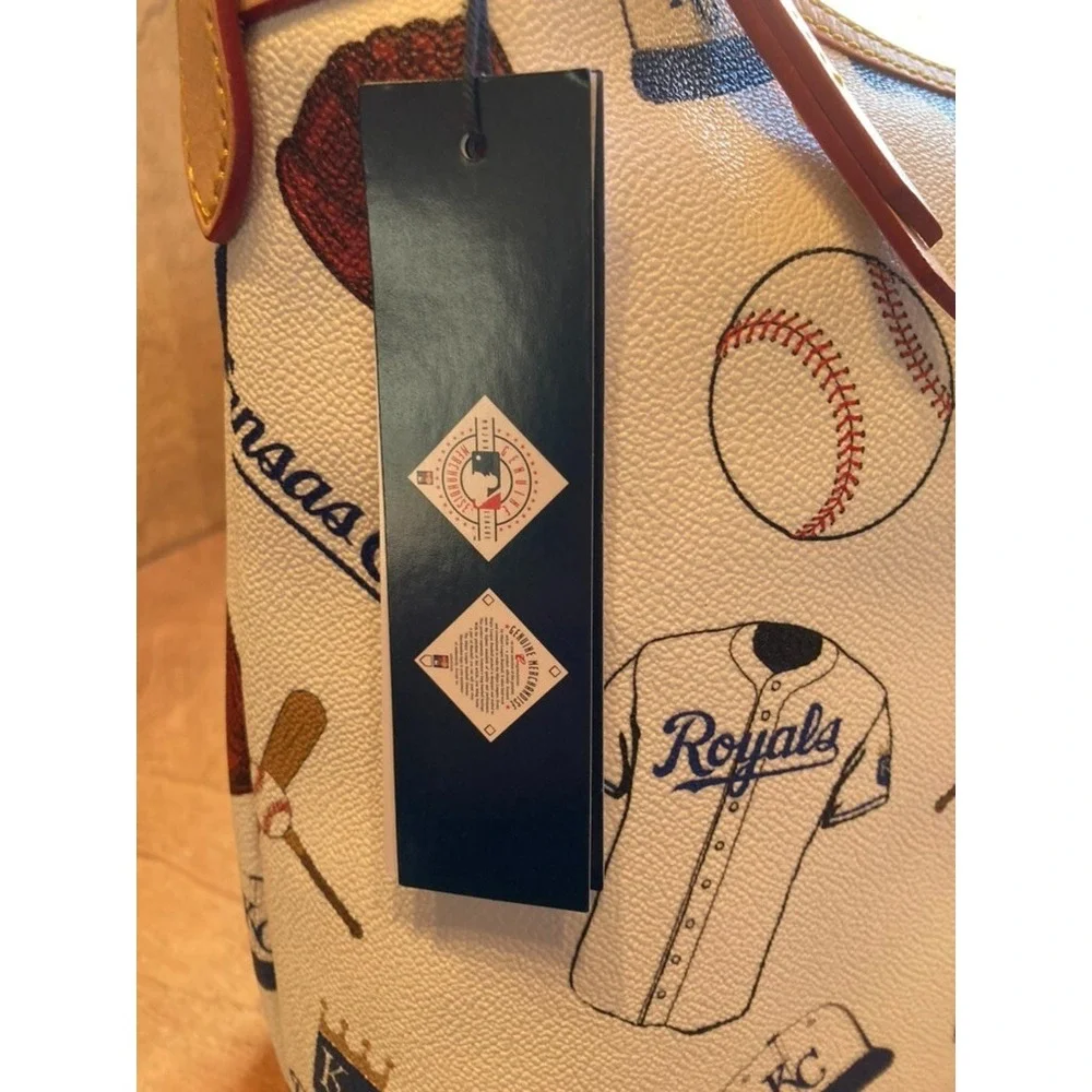 Dooney & Bourke 1975 Womens Shoulder Bag r Leather Kansas City‎ Royals Hobo NWT
